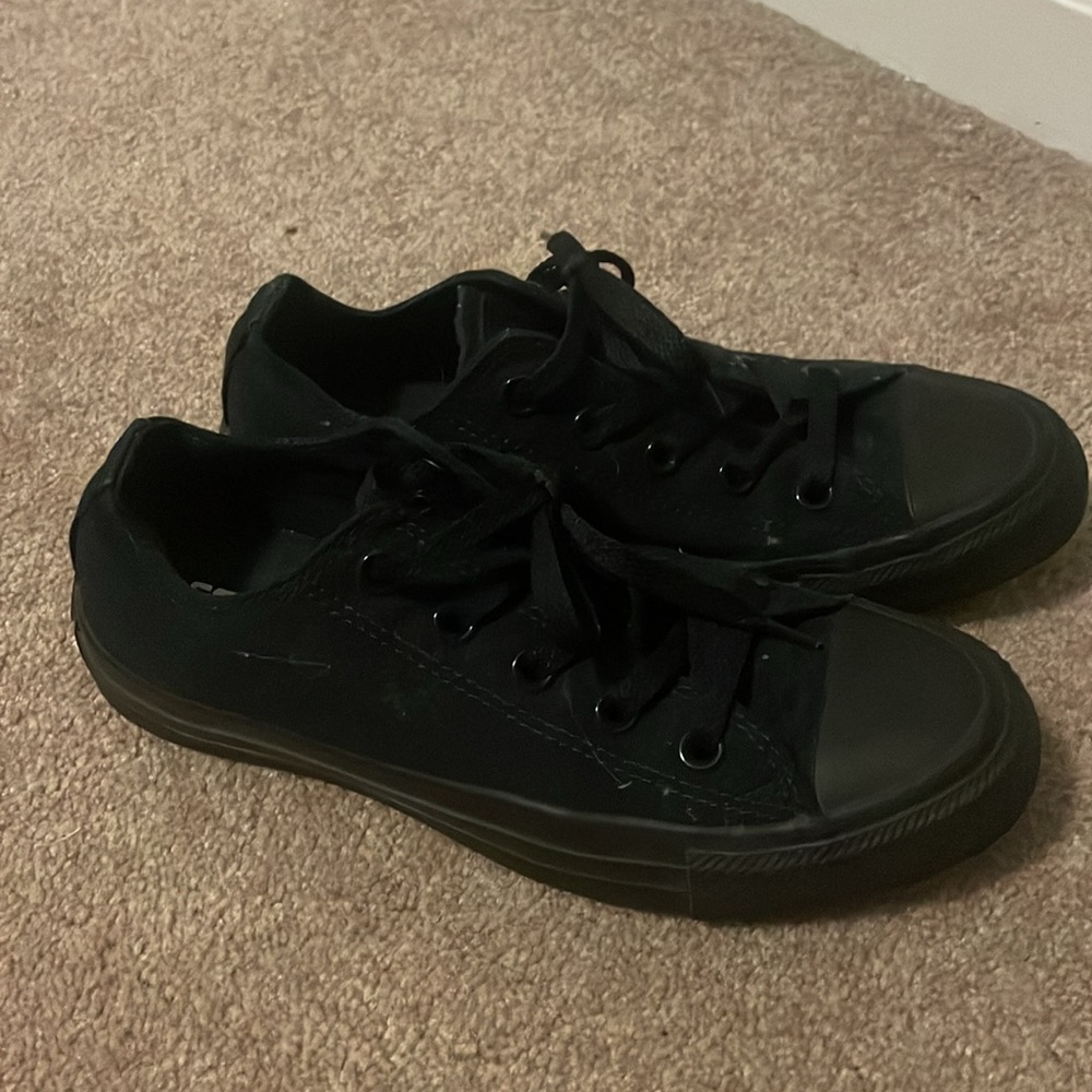 Converse - Picture 2 of 5